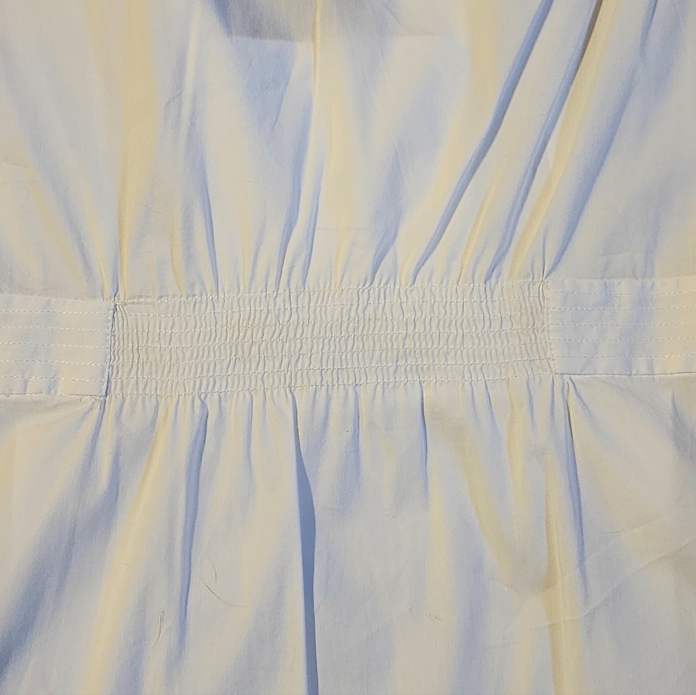 BCBGMaxAzaria White Cotton Blend Fitted Blouse with Cap Sleeves Size Small - Picture 5 of 6